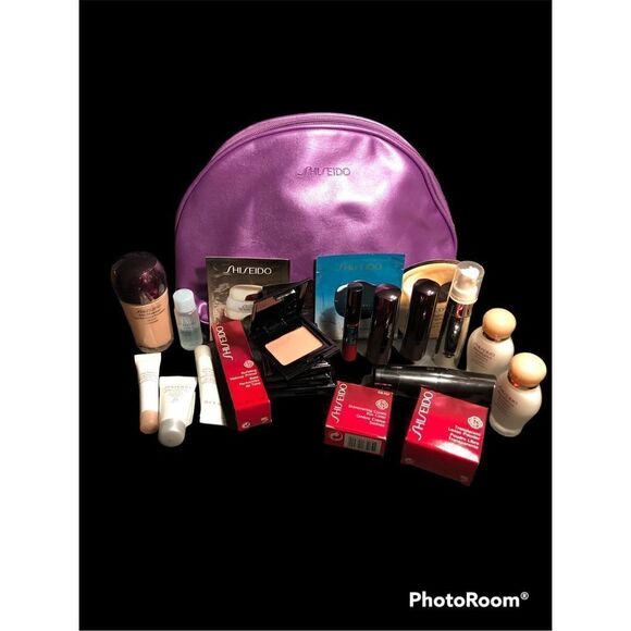 Shisedio Bundle of Cosmetics New - Picture 1 of 9
